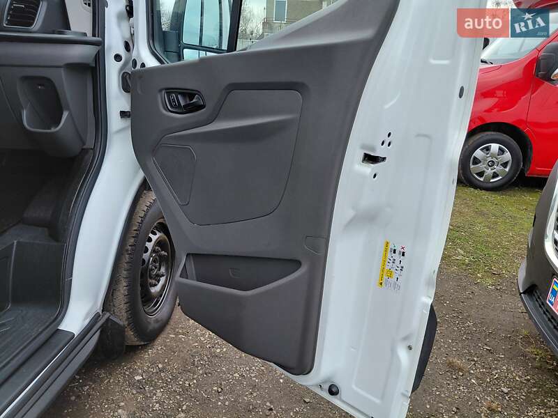 Вантажний фургон Ford Transit 2020 в Івано-Франківську