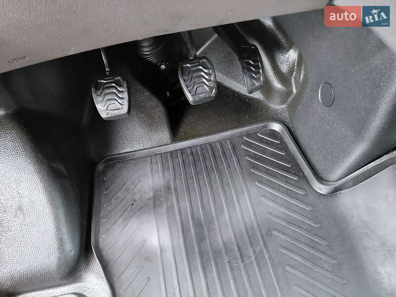 Вантажний фургон Ford Transit 2020 в Івано-Франківську