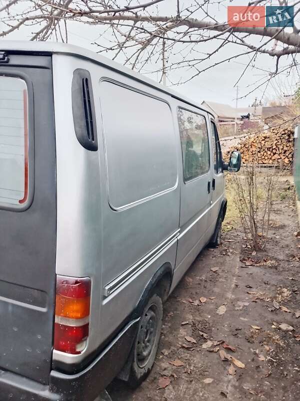 Минивэн Ford Transit 1998 в Черкассах фото 3 Минивэн Ford Transit 1998 в Черкассах