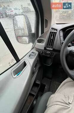 Микроавтобус грузовой (до 3,5т) Ford Transit 2023 в Львове