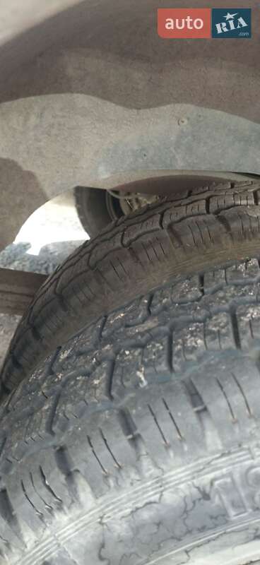 Грузовой фургон Ford Transit 1990 в Вишневом фото 5 Грузовой фургон Ford Transit 1990 в Вишневом