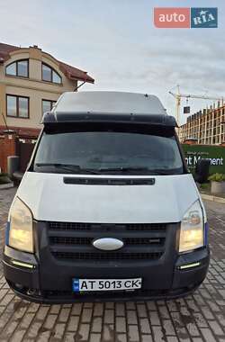 Грузовой фургон Ford Transit 2008 в Львове