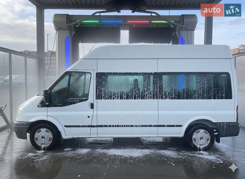 Мінівен Ford Transit 2013 в Золочеві