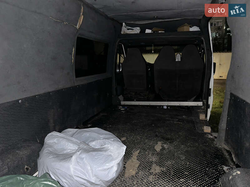 Микроавтобус грузовой (до 3,5т) Ford Transit 2000 в Киеве