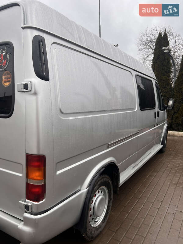 Грузовой фургон Ford Transit 1998 в Виннице