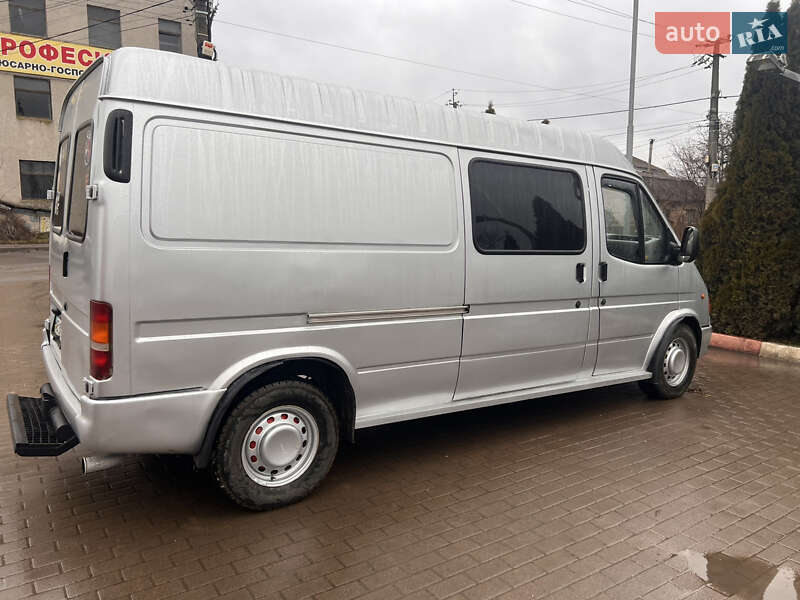 Грузовой фургон Ford Transit 1998 в Виннице