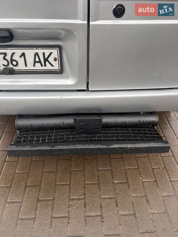 Грузовой фургон Ford Transit 1998 в Виннице