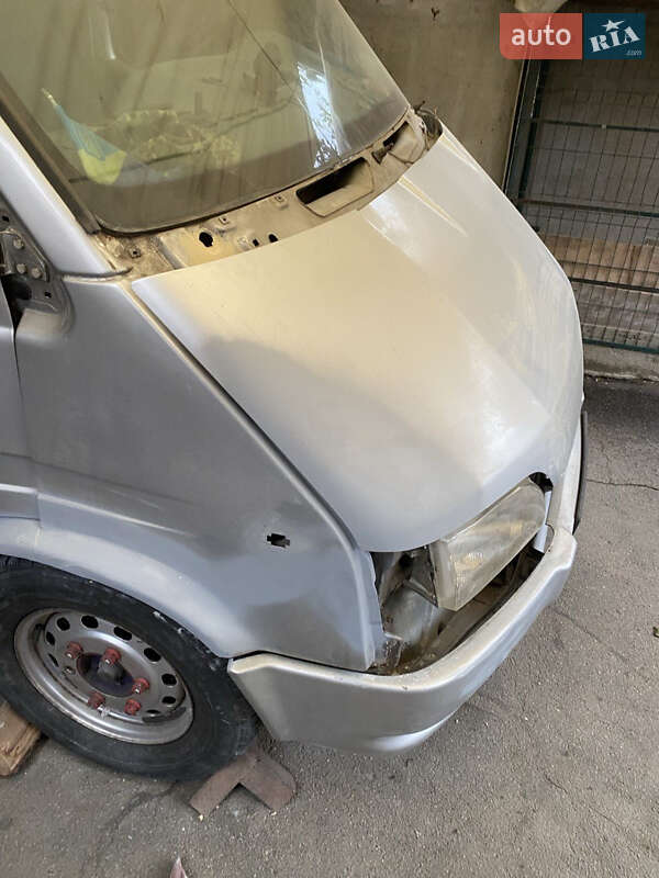 Грузовой фургон Ford Transit 1998 в Виннице