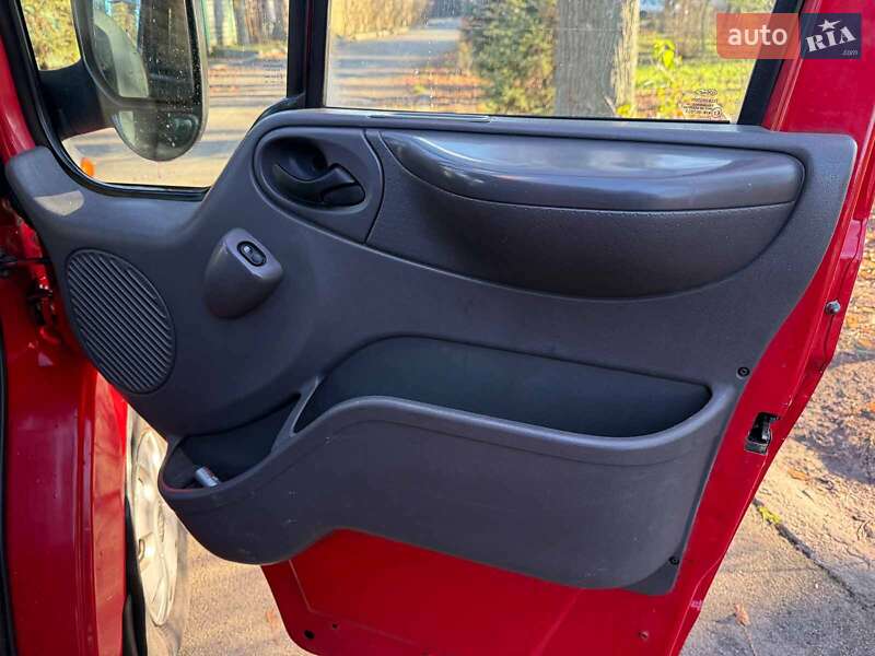 Микровэн Ford Transit 2002 в Киеве фото 19 Микровэн Ford Transit 2002 в Киеве