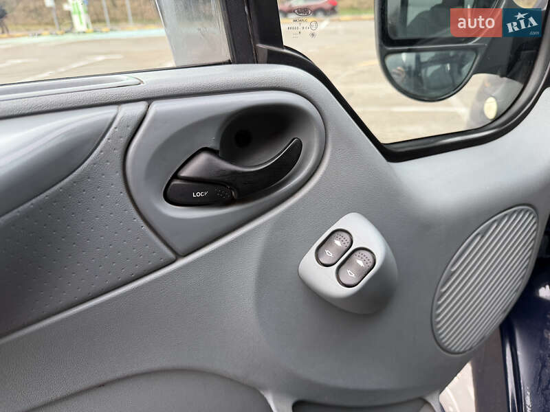Минивэн Ford Transit 2008 в Киеве фото 7 Минивэн Ford Transit 2008 в Киеве