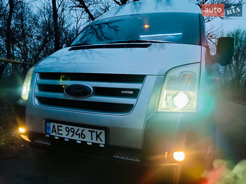 Микроавтобус Ford Transit 2007 в Днепре фото 24 Микроавтобус Ford Transit 2007 в Днепре