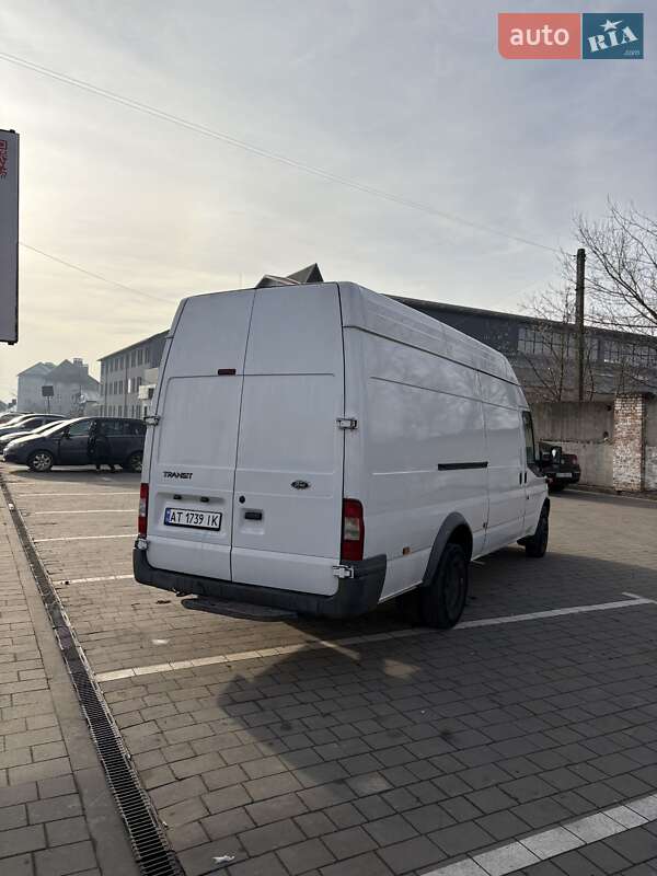Грузовик Ford Transit 2007 в Ивано-Франковске