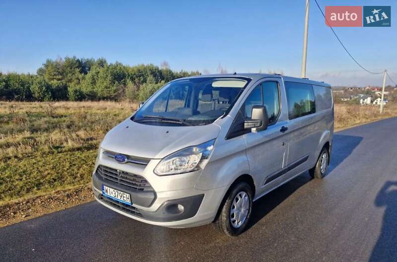 Грузовой фургон Ford Transit 2015 в Ровно