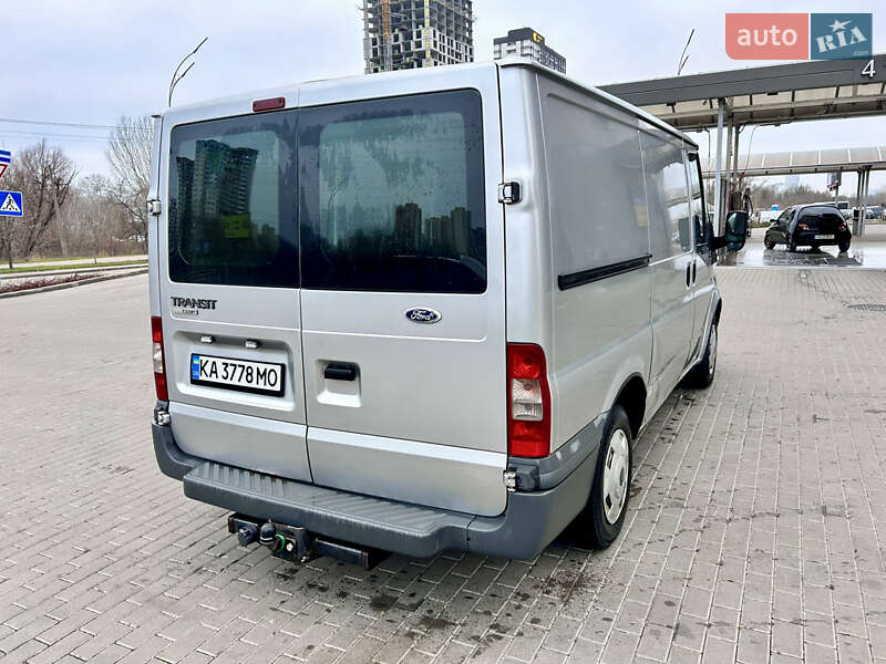 Грузовой фургон Ford Transit 2006 в Киеве