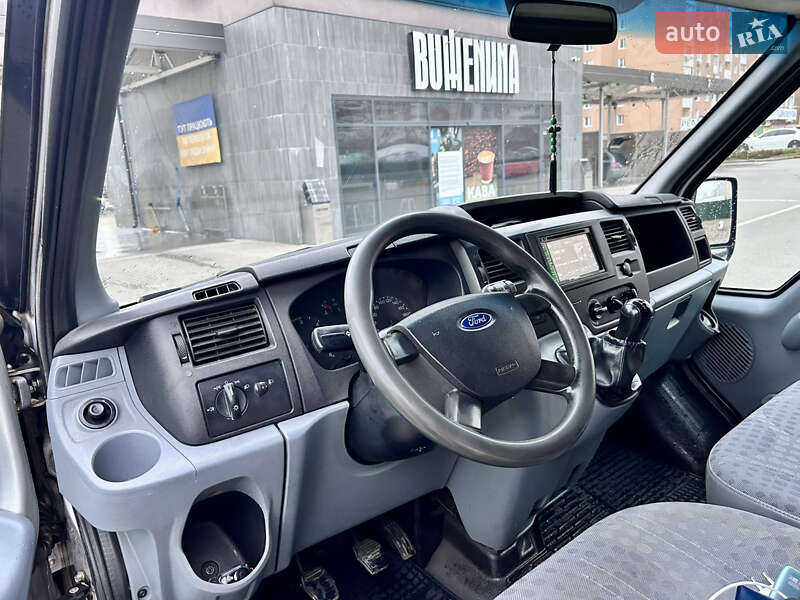 Грузовой фургон Ford Transit 2006 в Киеве