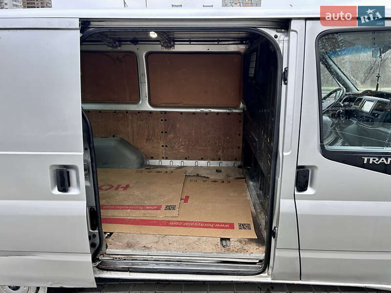 Грузовой фургон Ford Transit 2006 в Киеве