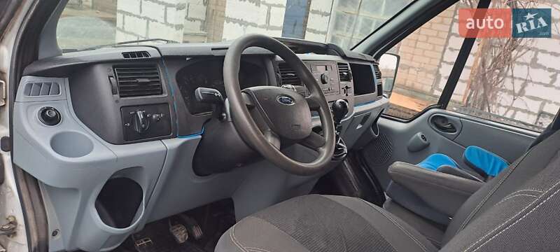 Мікроавтобус вантажний (до 3,5т) Ford Transit 2006 в Новомосковську