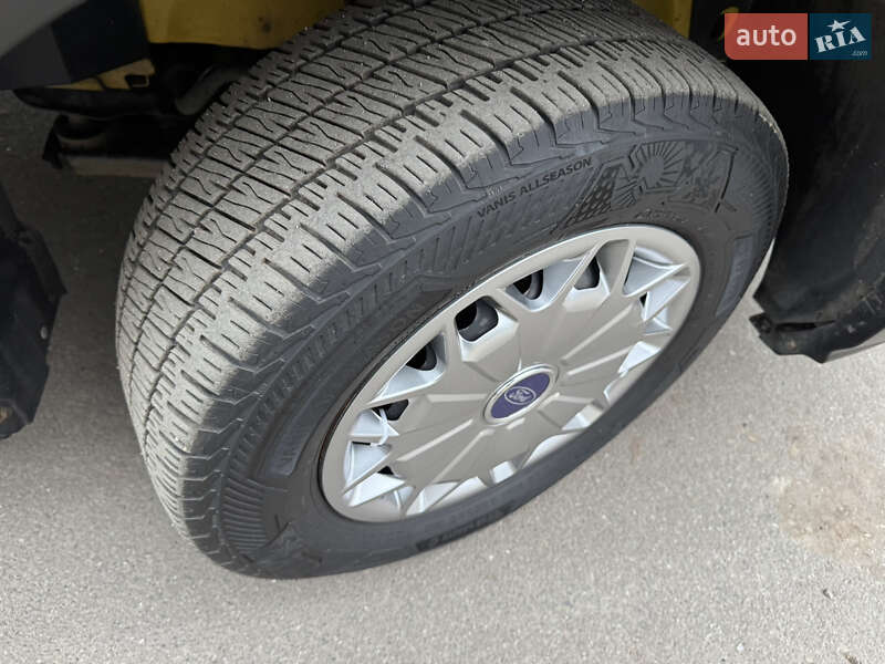 Грузовой фургон Ford Transit 2021 в Ирпене