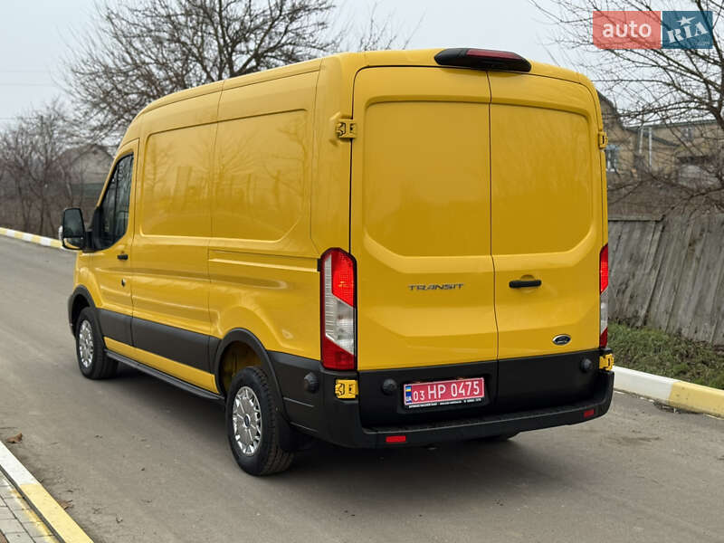 Грузовой фургон Ford Transit 2021 в Ирпене