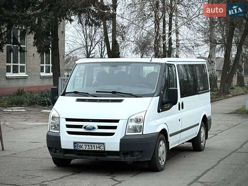 Ford Transit 2010
