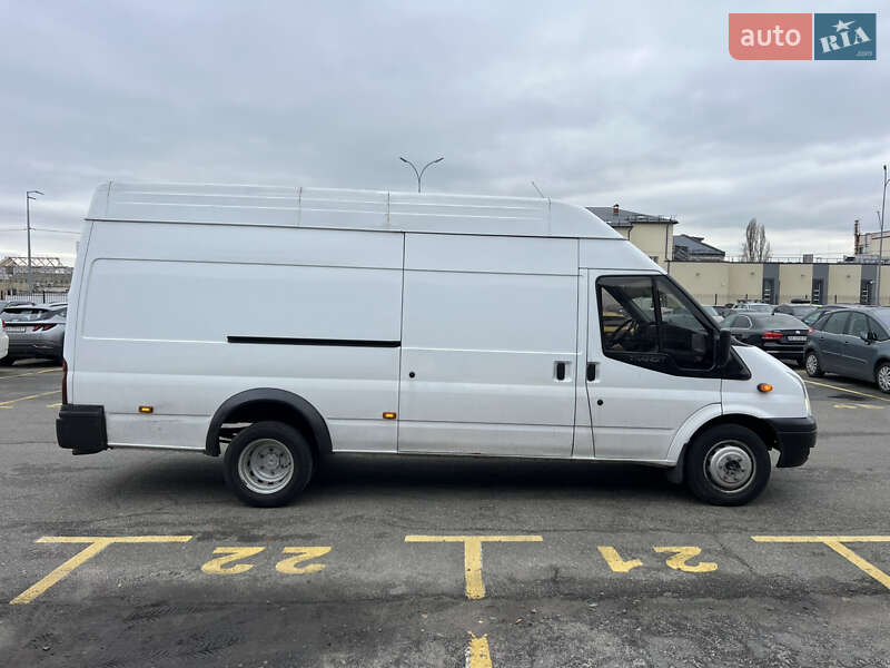 Грузовой фургон Ford Transit 2006 в Киеве
