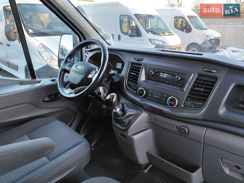 Вантажний фургон Ford Transit 2020 в Івано-Франківську