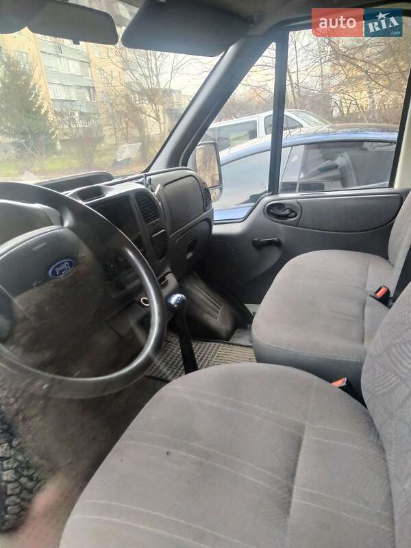 Вантажний фургон Ford Transit 2007 в Кам'янець-Подільському