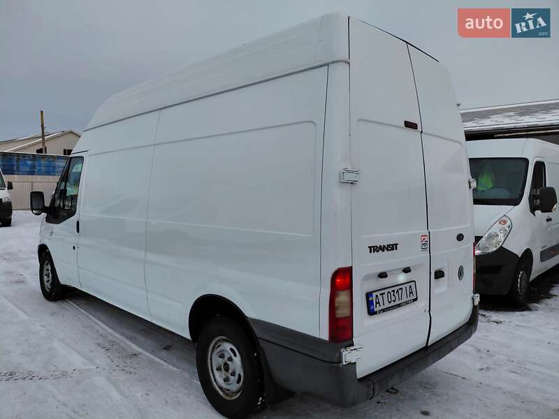 Вантажний фургон Ford Transit 2008 в Івано-Франківську