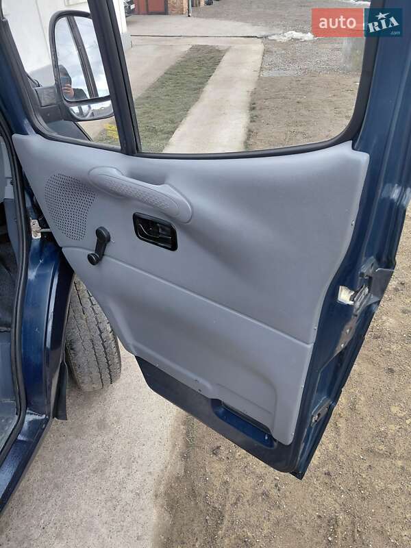 Мінівен Ford Transit 1998 в Снятині