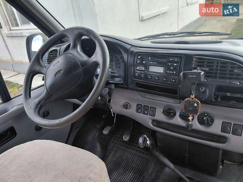Мінівен Ford Transit 1998 в Снятині