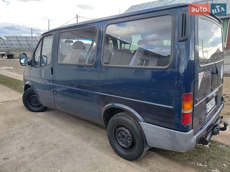 Мінівен Ford Transit 1998 в Снятині
