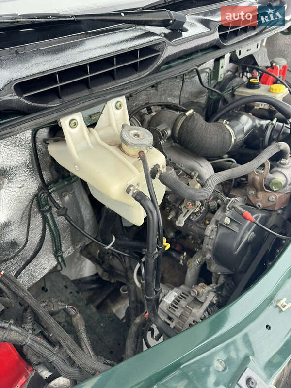 Вантажний фургон Ford Transit 1996 в Шепетівці