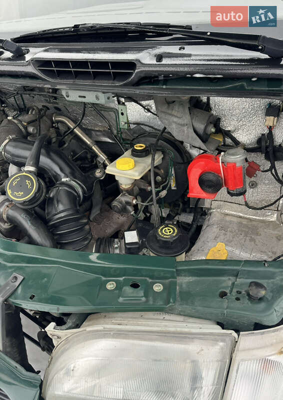 Вантажний фургон Ford Transit 1996 в Шепетівці