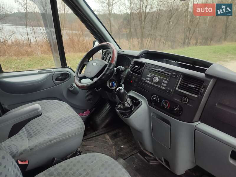 Минивэн Ford Transit 2008 в Киеве