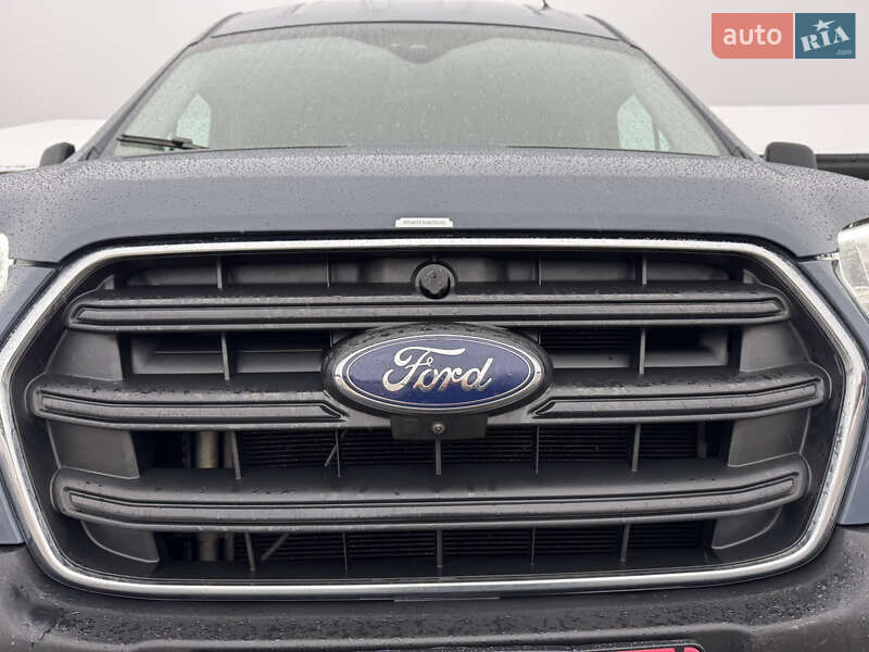 Грузовой фургон Ford Transit 2021 в Ирпене