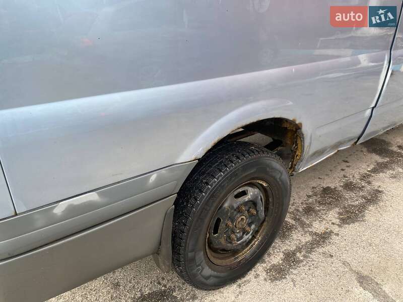 Вантажний фургон Ford Transit 2007 в Запоріжжі