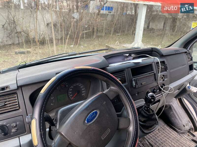 Вантажний фургон Ford Transit 2007 в Запоріжжі