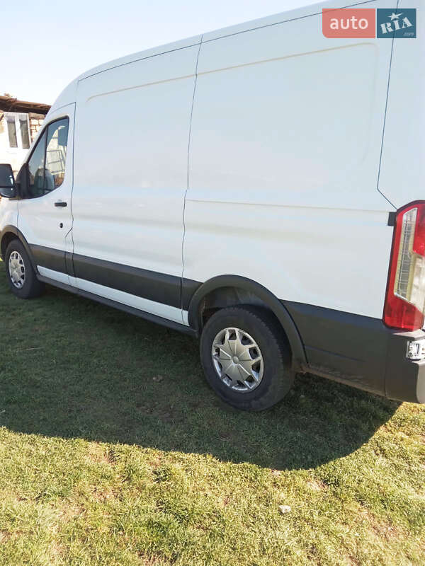 Грузовой фургон Ford Transit 2016 в Ширяево