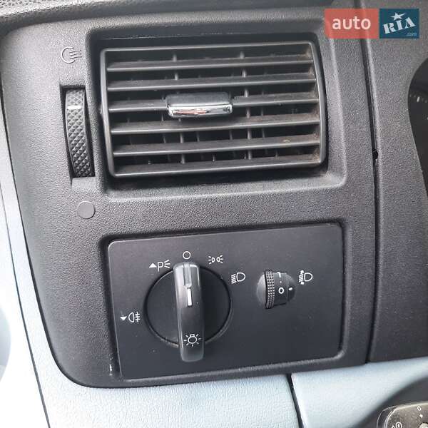 Вантажівка Ford Transit 2011 в Полтаві