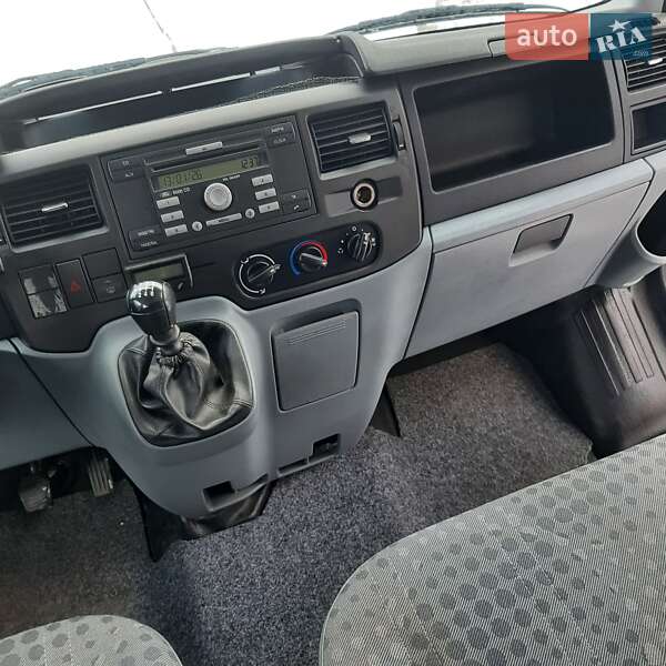 Вантажівка Ford Transit 2011 в Полтаві