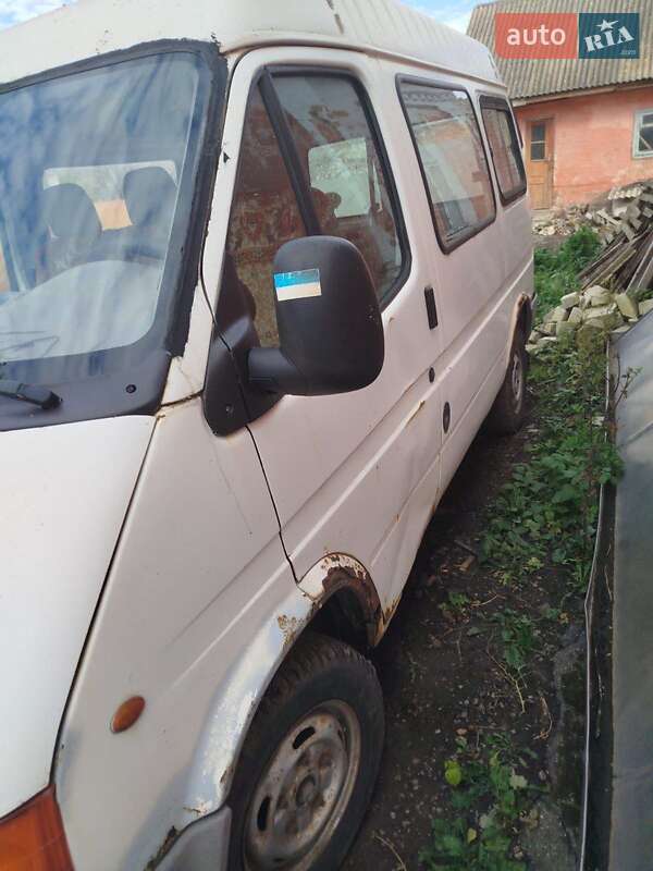 Универсал Ford Transit 1993 в Шполе