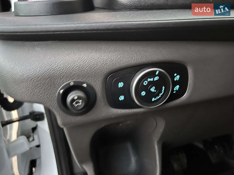 Грузовой фургон Ford Transit 2020 в Киеве