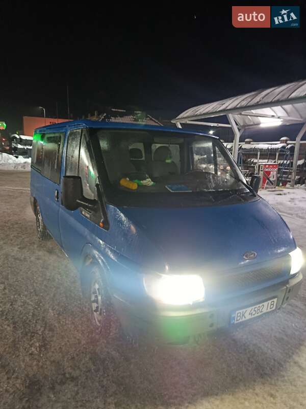 Ford Transit 2004