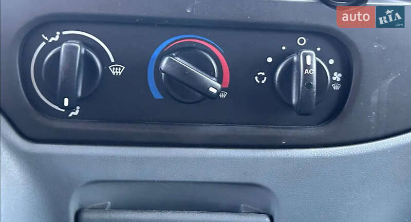 Грузовой фургон Ford Transit 2012 в Киеве