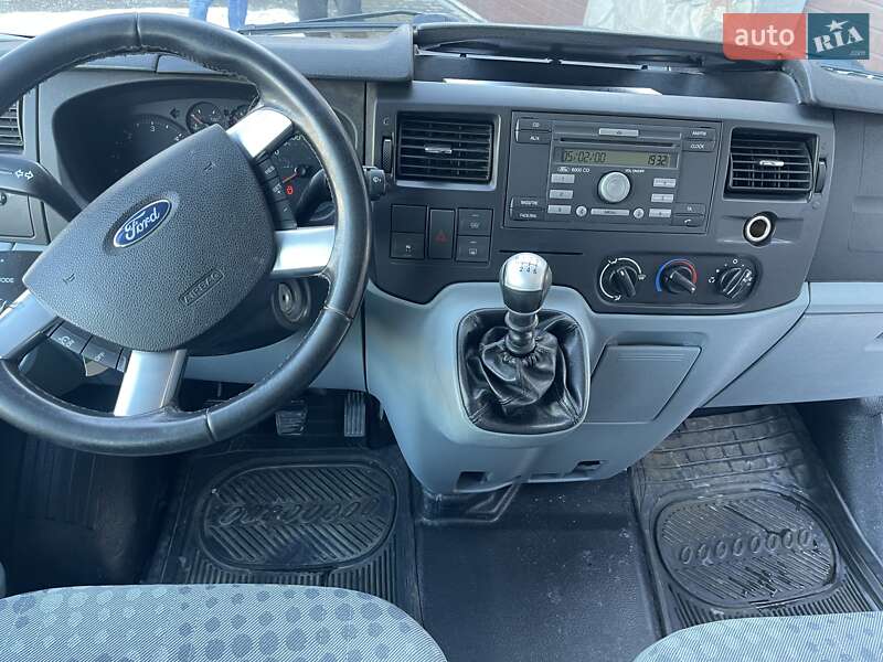 Мінівен Ford Transit 2010 в Луцьку