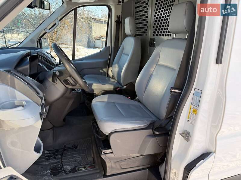 Грузовой фургон Ford Transit 2017 в Киеве