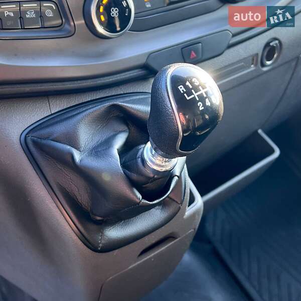 Вантажний фургон Ford Transit 2019 в Києві