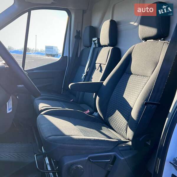 Вантажний фургон Ford Transit 2019 в Києві