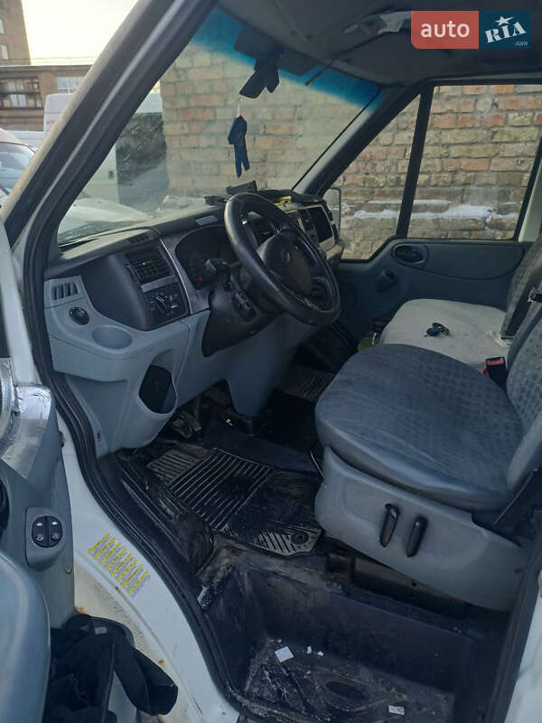 Вантажний фургон Ford Transit 2012 в Києві