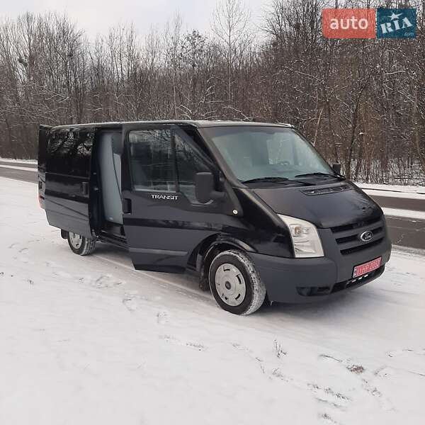 Вантажопасажирський фургон Ford Transit 2011 в Полтаві